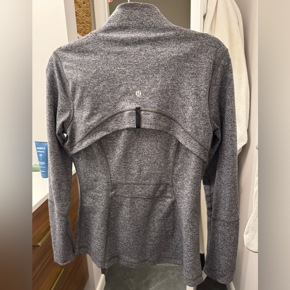 Lululemon Define jacket - Picture 3 of 4